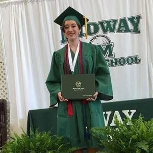 Meet your Posher, Claudia